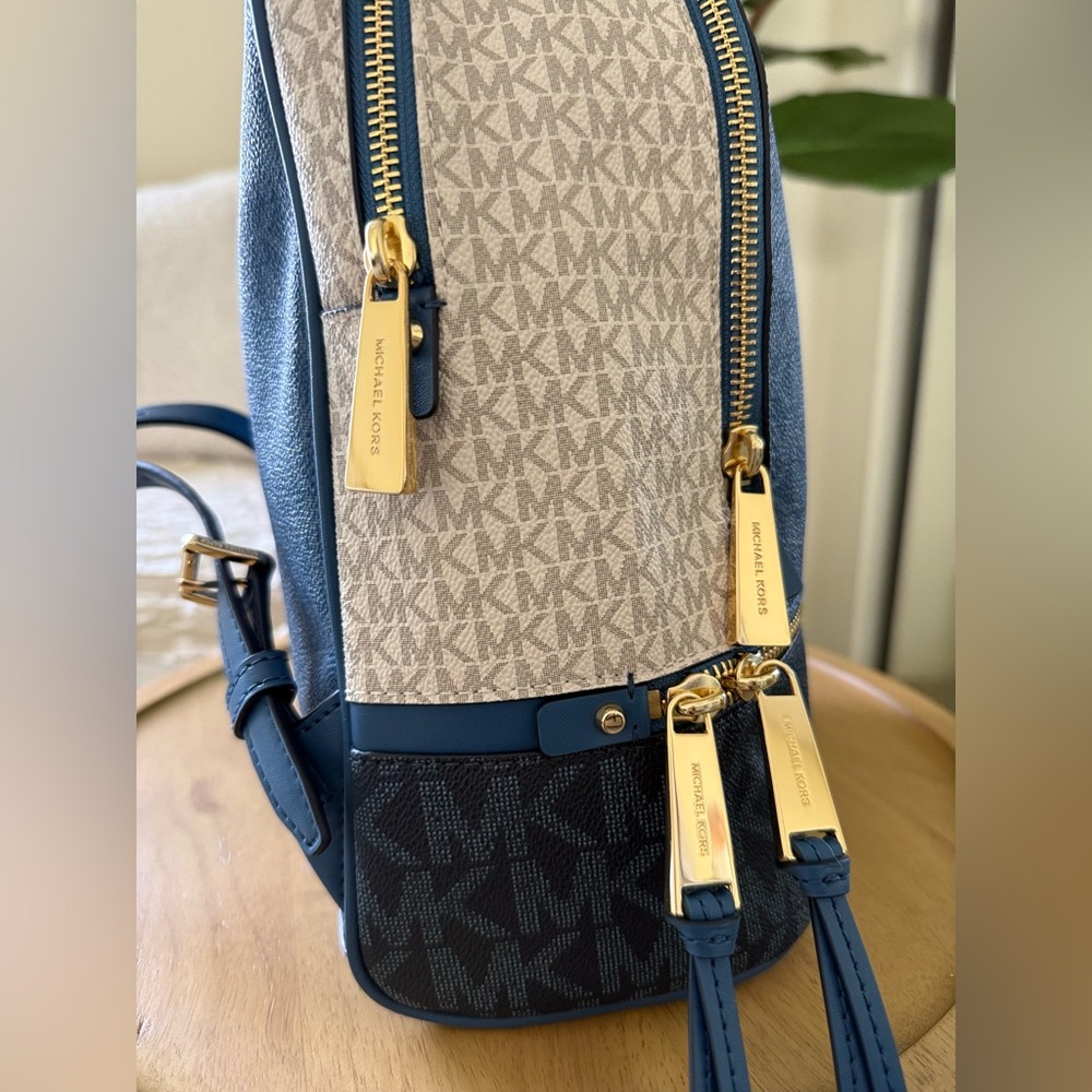 Michael Kors Rhea Zip Medium Backpack, Dark Chambray Multi - Picture 7 of 9